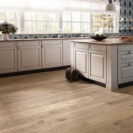 Ламинат Quick-Step Perspective PER 1492 Доска дуба белого медиум